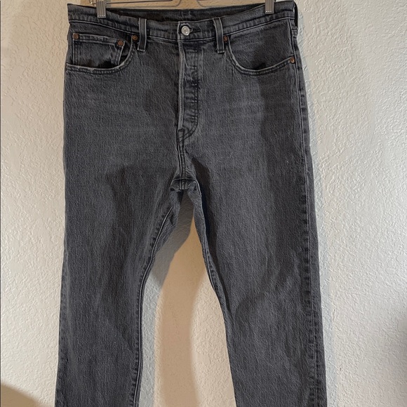 LEVI’S High Rise Button Fly Denim Jeans Raw Hem Size 32 - Picture 2 of 10